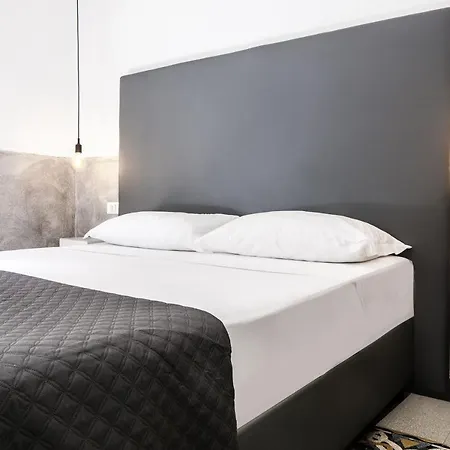 Toledostop Vendégház Nápoly