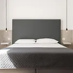 Toledostop بيت ضيافة 4*