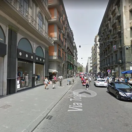 Toledostop בית הארחה נאפולי